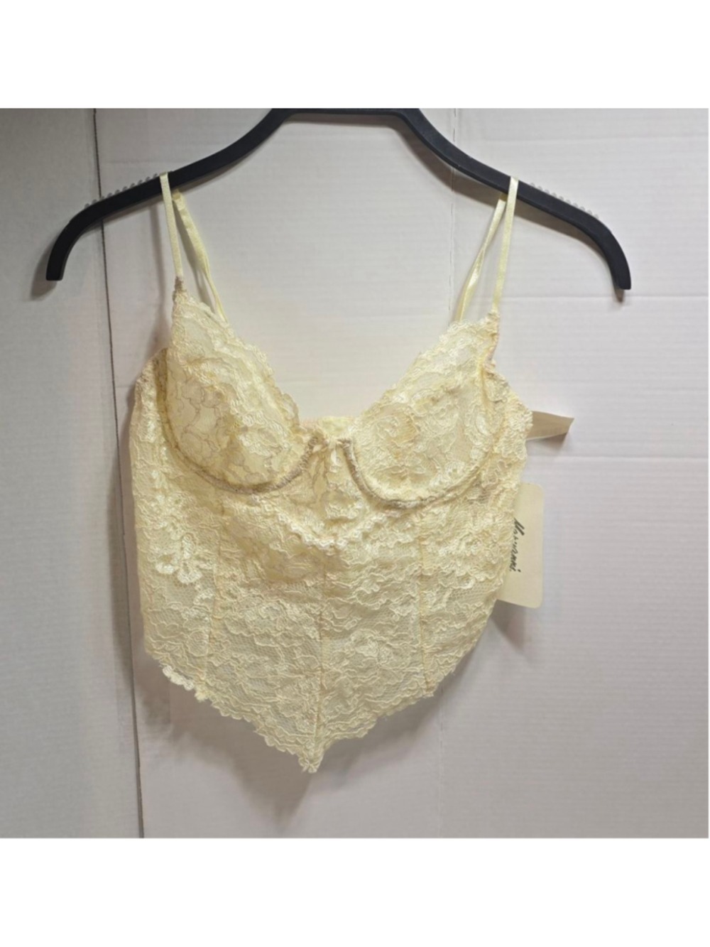 Women's Maryann's Boutique Yellow Lace Bra L